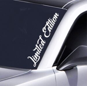 La Familia Autoaufkleber JDM Tuning Sticker 55x7,5 cm Für Windschutzscheibe Toretto Style für F & F Fans Hochwertiger Schriftzug fürs Auto